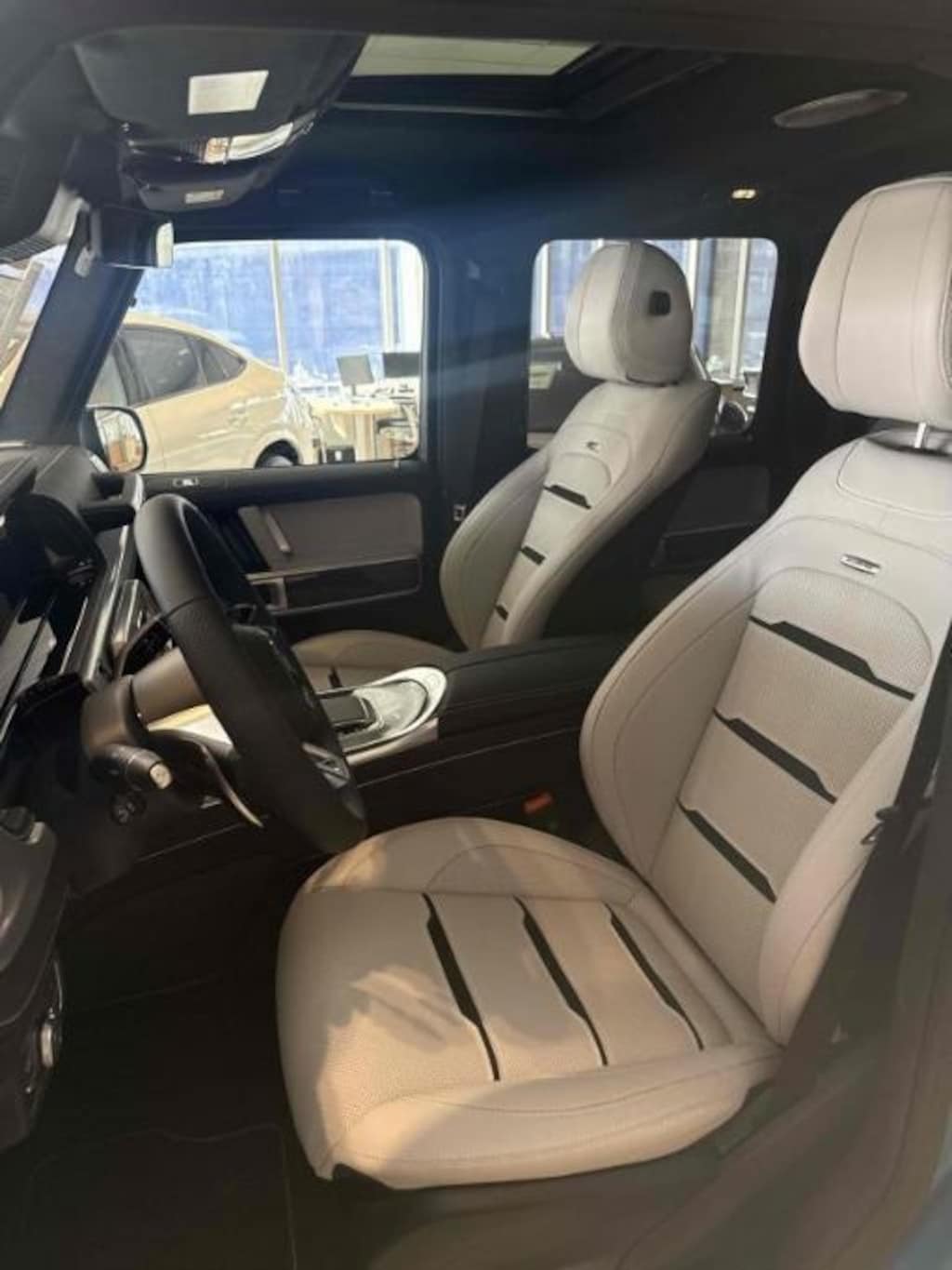 Used 2025 Mercedes-Benz G-Class G 63 AMG® 4MATIC® Interior Pkg 22 Wheels Carbon 4D Sport Utility