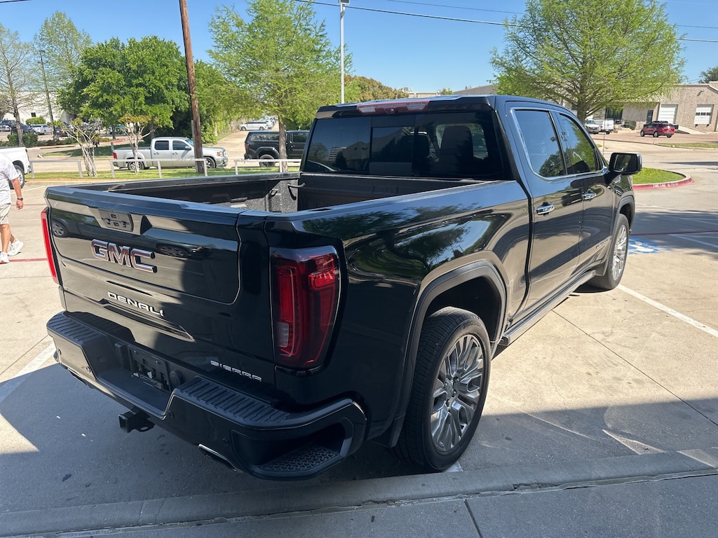 Used 2021 GMC Sierra 1500 Denali 6.2L V8 Ultimae Package Performance Upgrade 4D Crew Cab