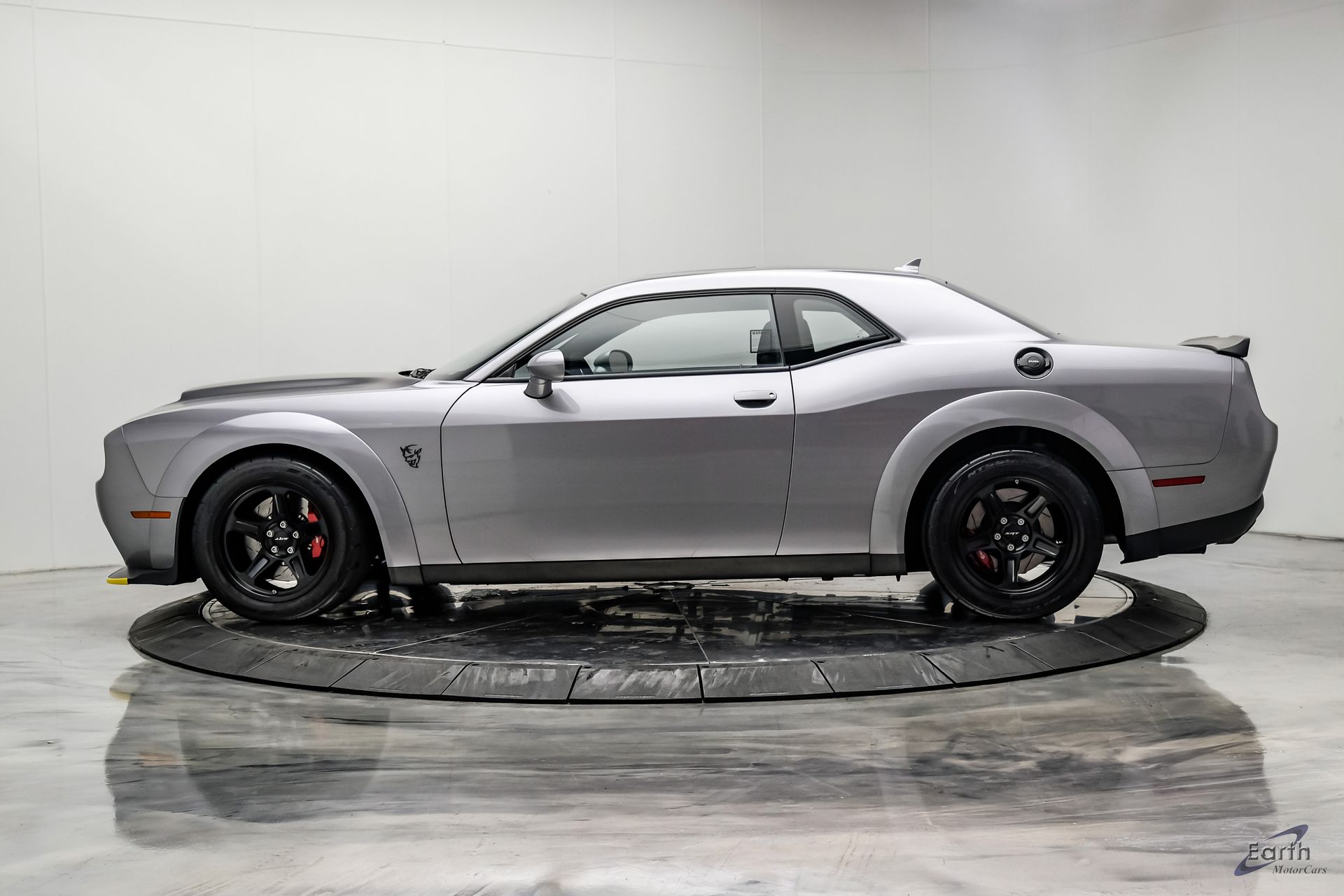 2018 Dodge Challenger SRT - Photo 8