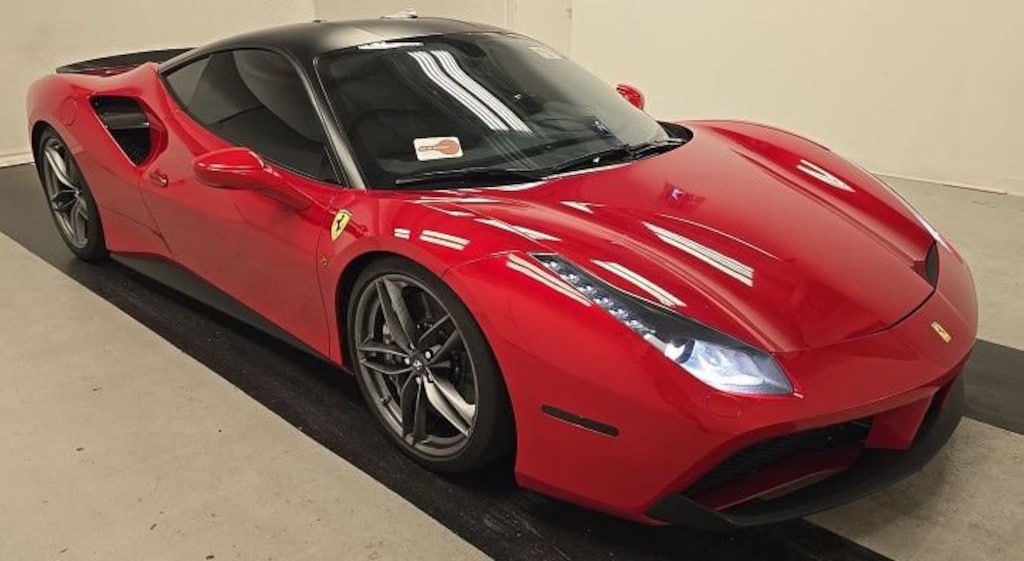 Used 2017 Ferrari 488 GTB Carbon Fiber Driver Zone + LED Carbon Splitter Doo 2D Coupe