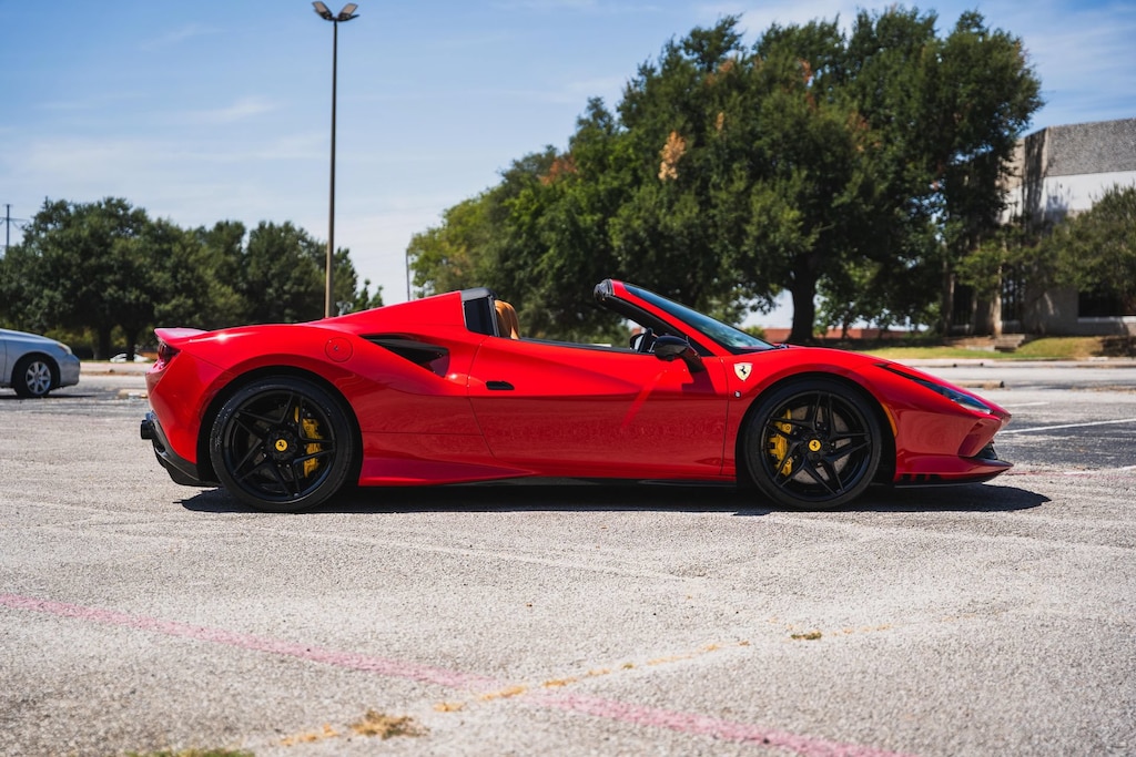 Used 2021 Ferrari F8 Spider Front Lift Shields Carbon Package Daytona Power Se Convertible