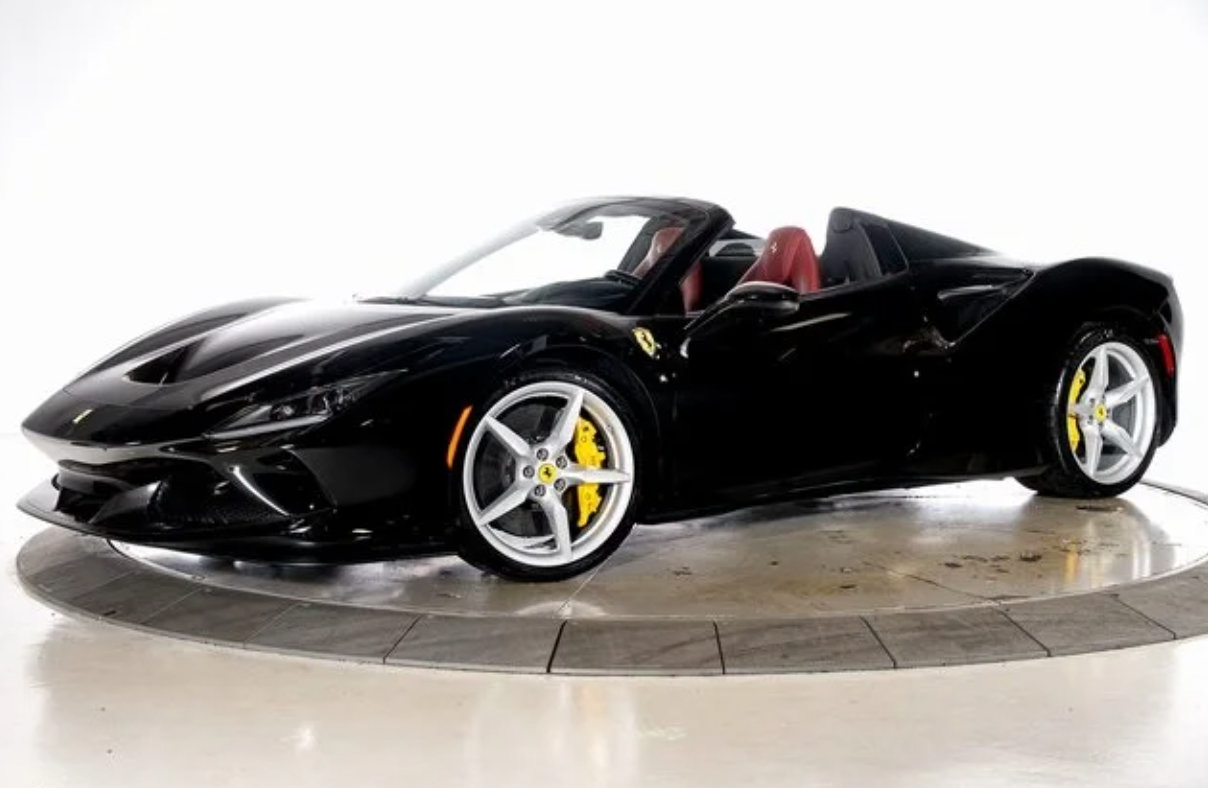 2022 Ferrari F8 Base