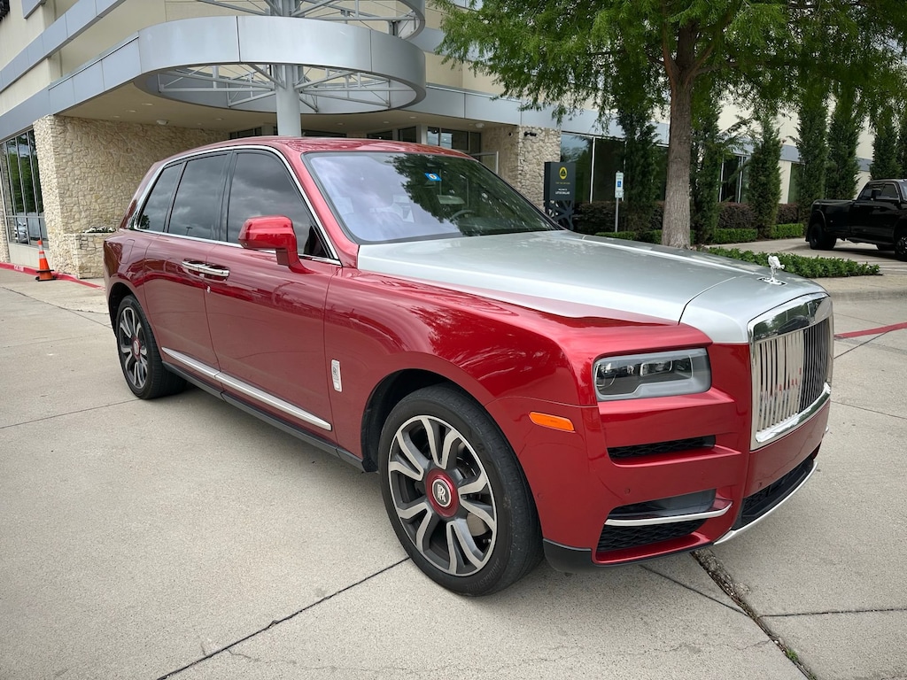Used 2019 Rolls-Royce Cullinan Rare Magma Red Picnic Tables Rear Theater Configur 4D Sport Utility