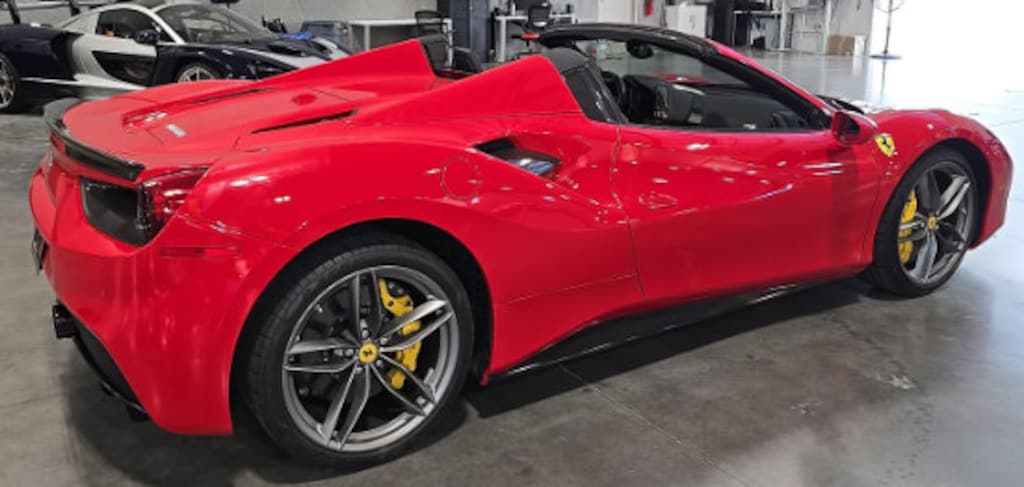 Used 2018 Ferrari 488 Spider Daytona Seats Ceramic Brakes Shields Carbon Fiber Convertible