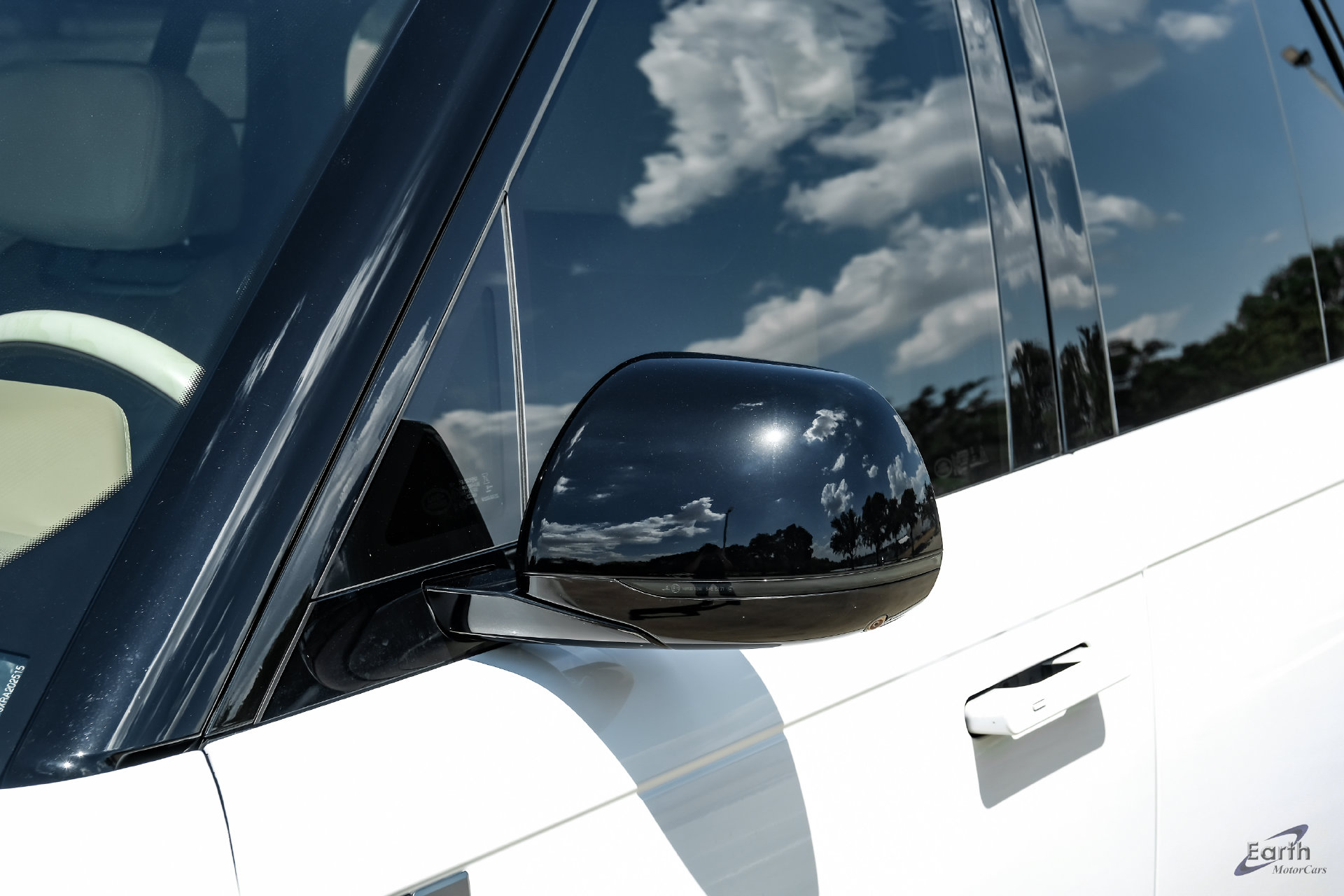 2024 Land Rover Range Rover SV - Photo 19