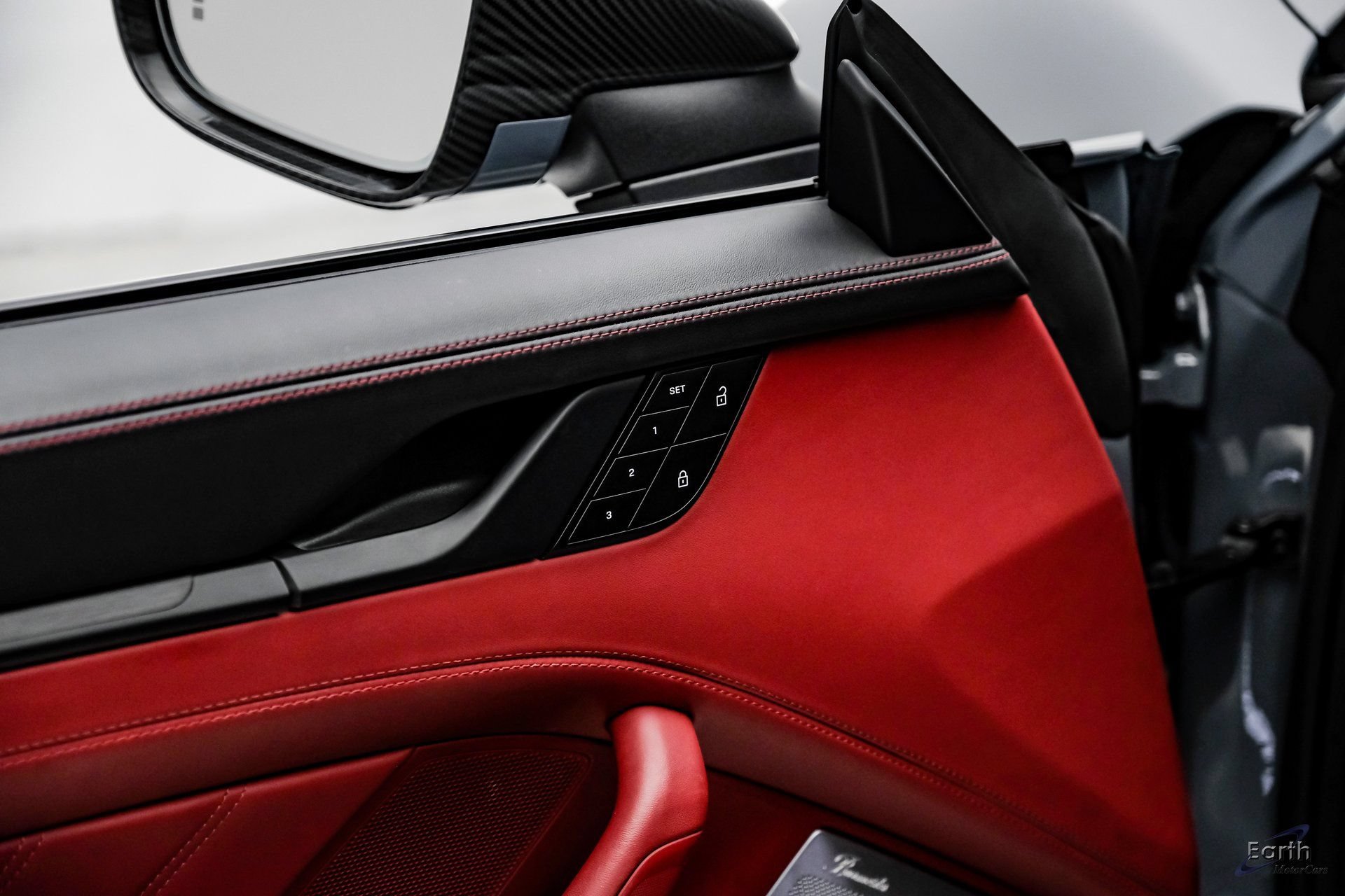 2024 Porsche 911 GTS - Photo 82