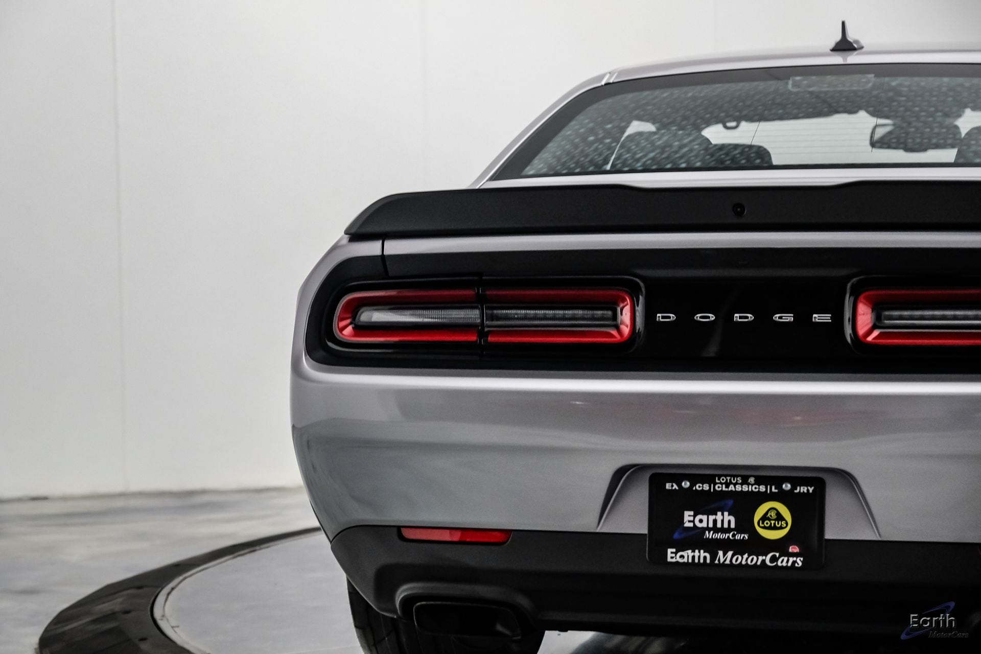 2018 Dodge Challenger SRT - Photo 17