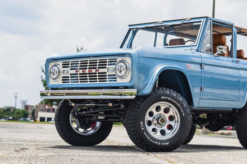 Used 1970 Ford 5.0 Bronco Coyote by Gateway Broncos SUV