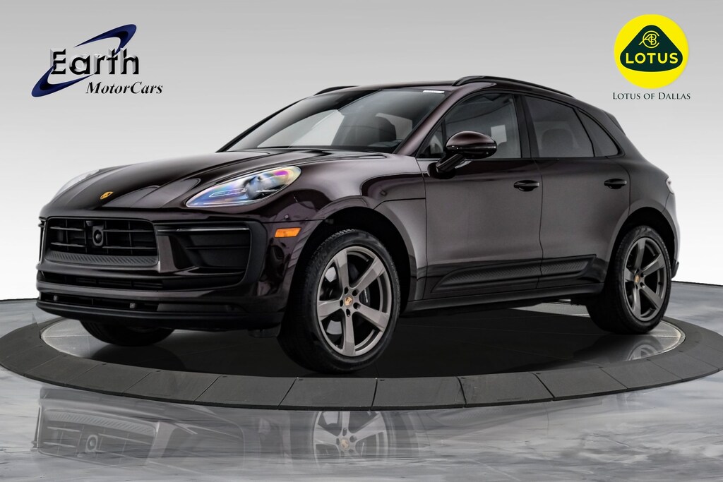 Used 2024 Porsche Macan 19 Wheels PCM Black LED Headlights 4D Sport Utility
