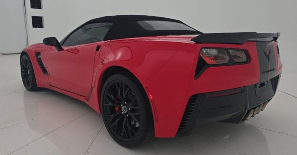 Used 2015 Chevrolet Corvette Z06 3LZ Z07 Package Carbon Flash Ground Effects Convertible