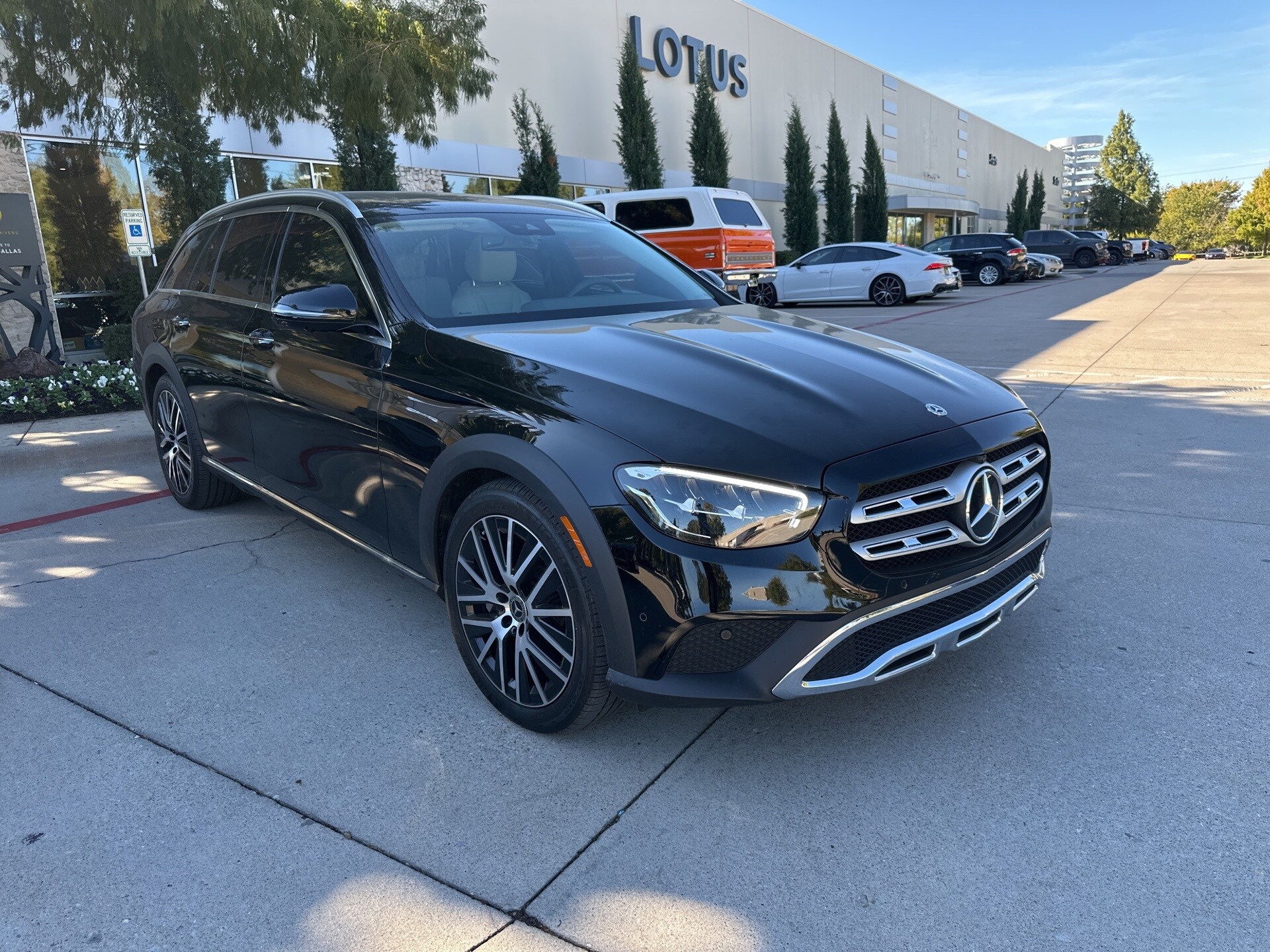 2023 Mercedes Benz E 450 4MATIC Wagon photo 3