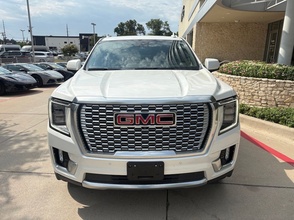 Used 2024 GMC Yukon XL Denali Dual-Pane Pano Moonroof Adaptive Cruise Con 4D Sport Utility