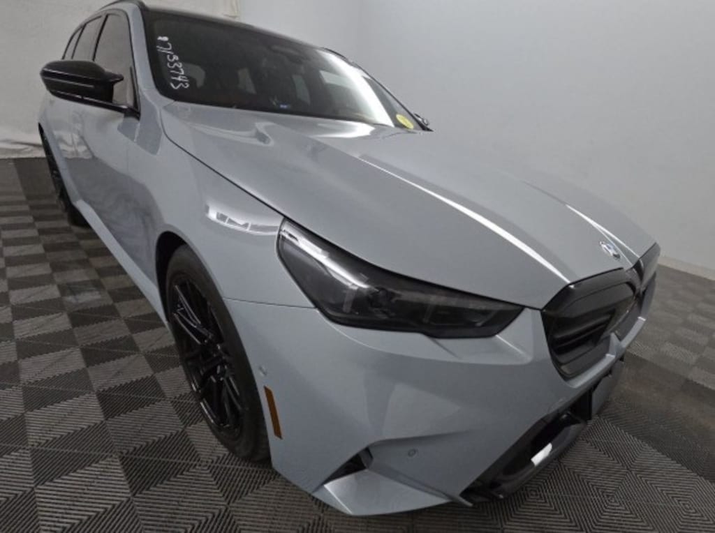 Used 2025 BMW M5 Touring Executive Driving Assist M Drive Pro 700-M 4D Wagon