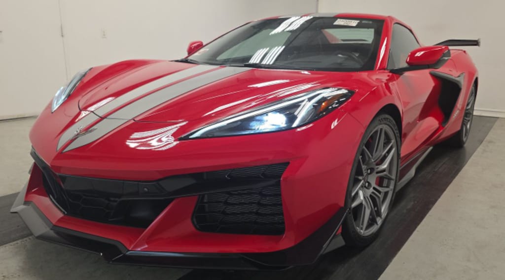 Used 2024 Chevrolet Corvette Z06 Carbon Aero Package Front Lift Carbon Trim GT2 Convertible