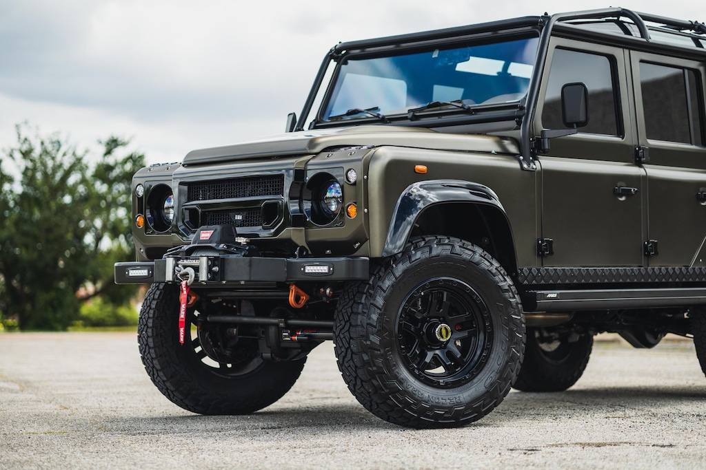 Used 1995 Land Rover Defender 110 LT4 ECD Build 4D Sport Utility