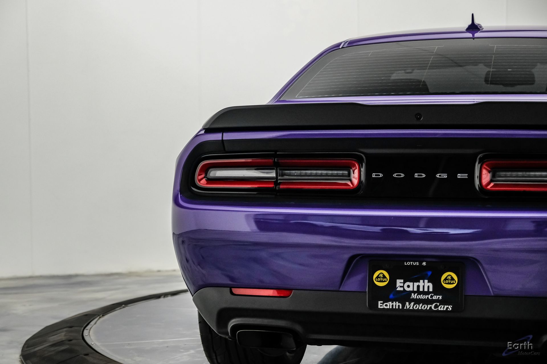 2018 Dodge Challenger SRT - Photo 17