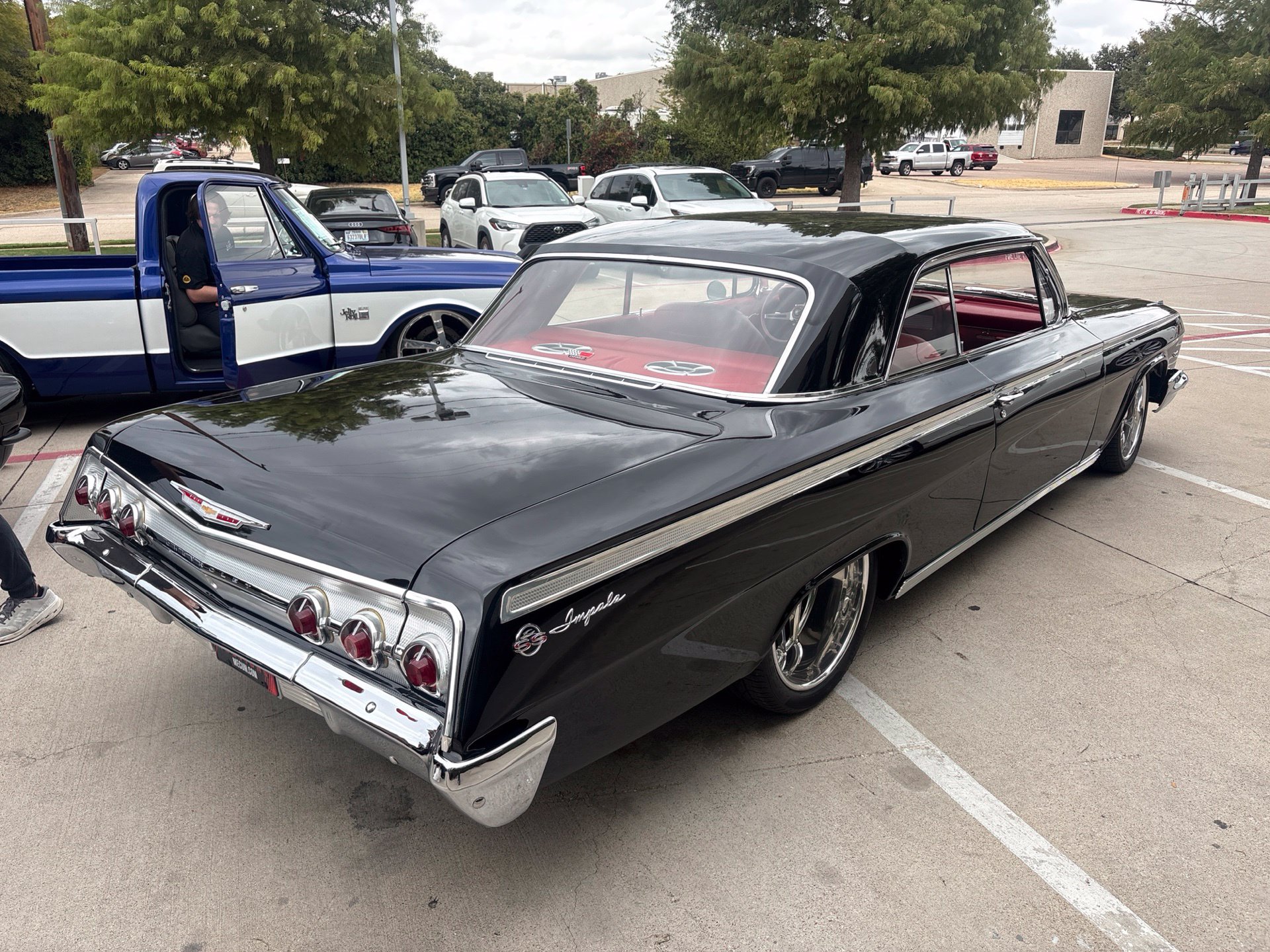 Used 1962 Chevrolet Impala Stunning 572 Restomod 2D Coupe