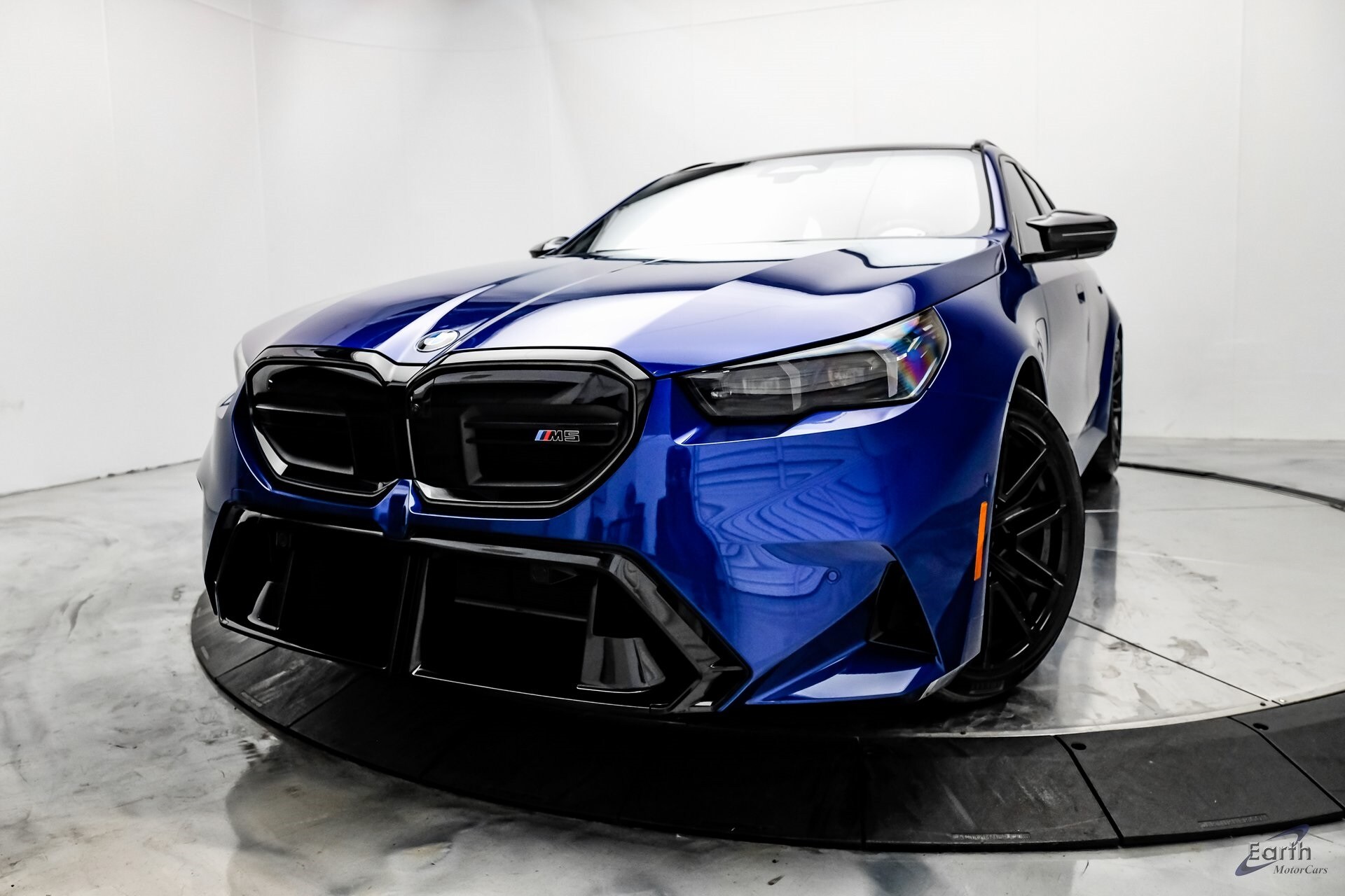 2026 Bmw M5 5 Touring photo 2