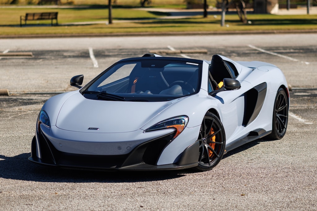 Used 2016 Mclaren 675LT Spider Carbon Fiber Exterior Pkg Nose Lift Tons of 2D Coupe