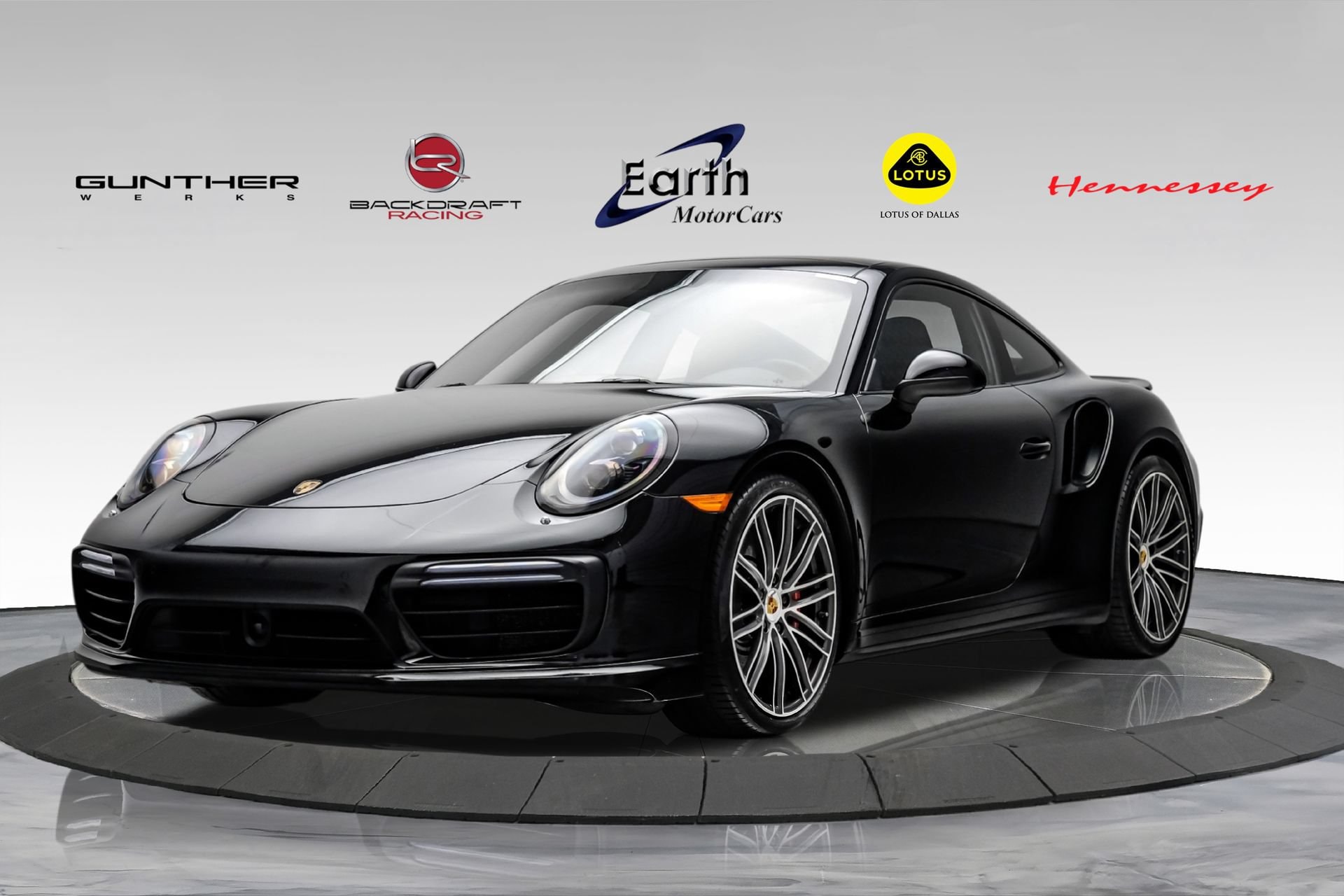 2017 Porsche 911 Turbo S Coupe's photo