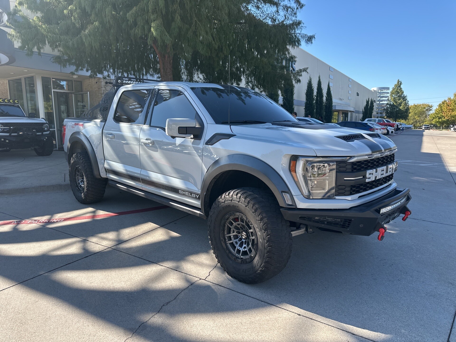 2023 Ford F-150 Raptor photo 3