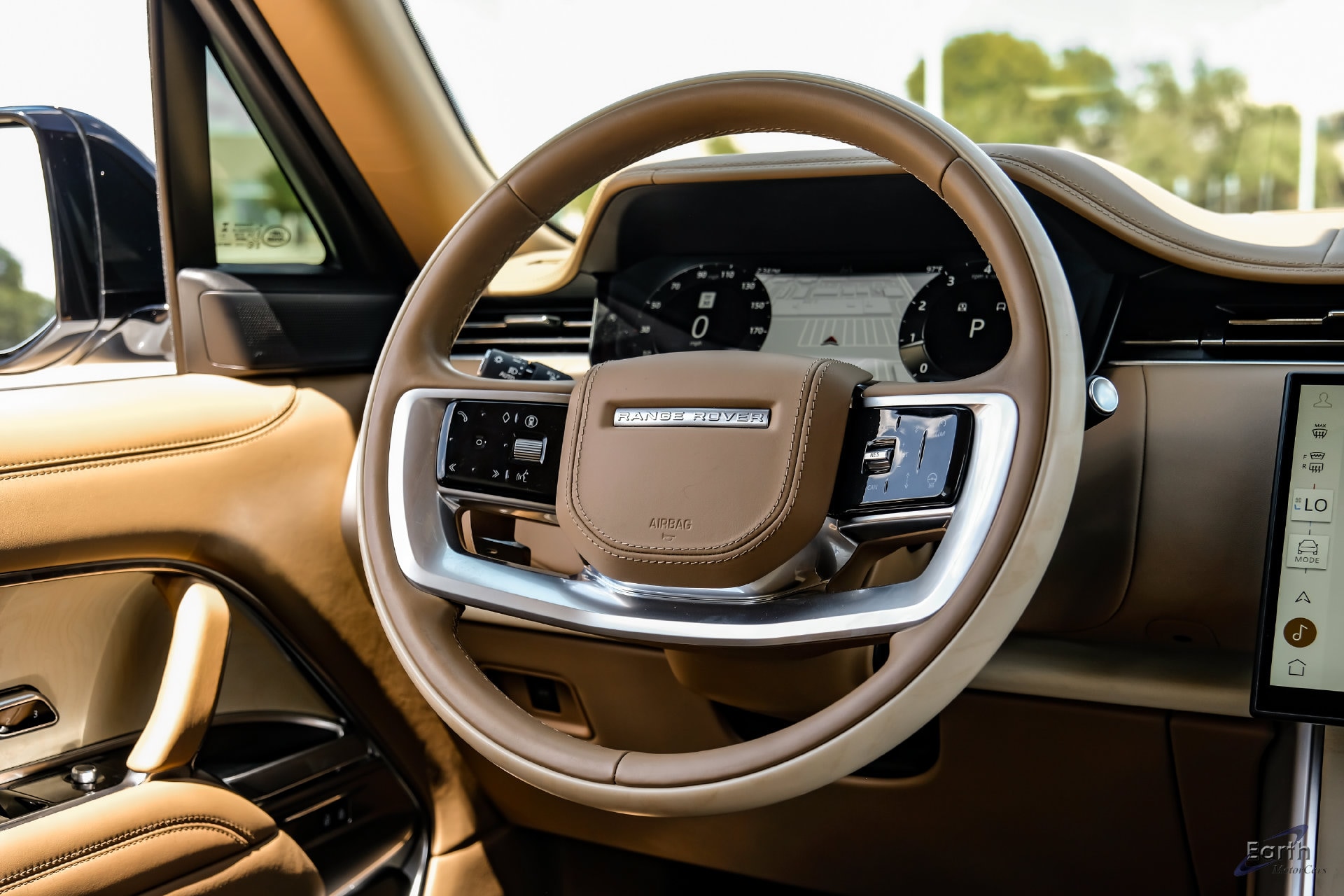 2024 Land Rover Range Rover SV - Photo 34