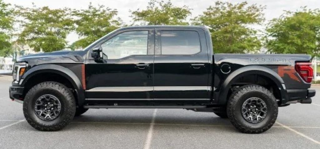 Used 2025 Ford F-150 Raptor R Twin Panel Moonroof Spray-in Bedliner 4D SuperCrew