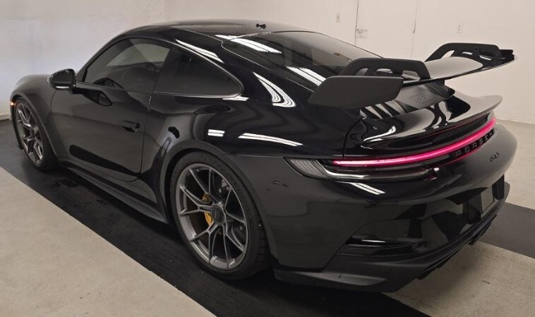 2022 Porsche 911 GT3 Touring photo 2