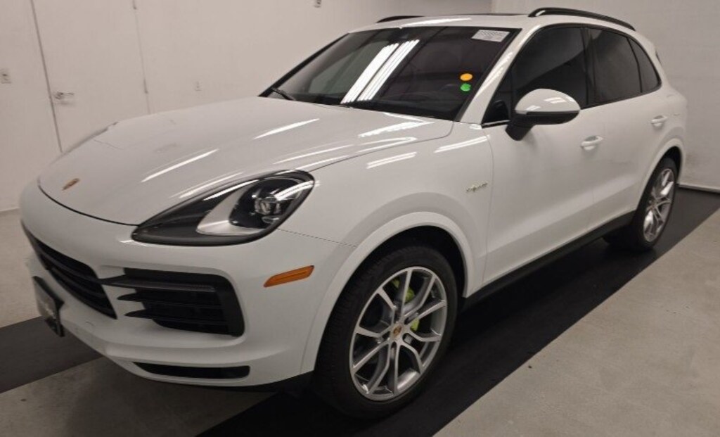 Used 2023 Porsche Cayenne E-Hybrid Assistance Package Premium Package 21 Wheels 4D Sport Utility