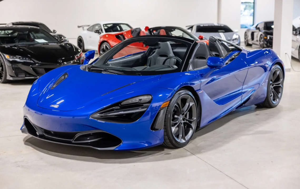  McLaren 720S