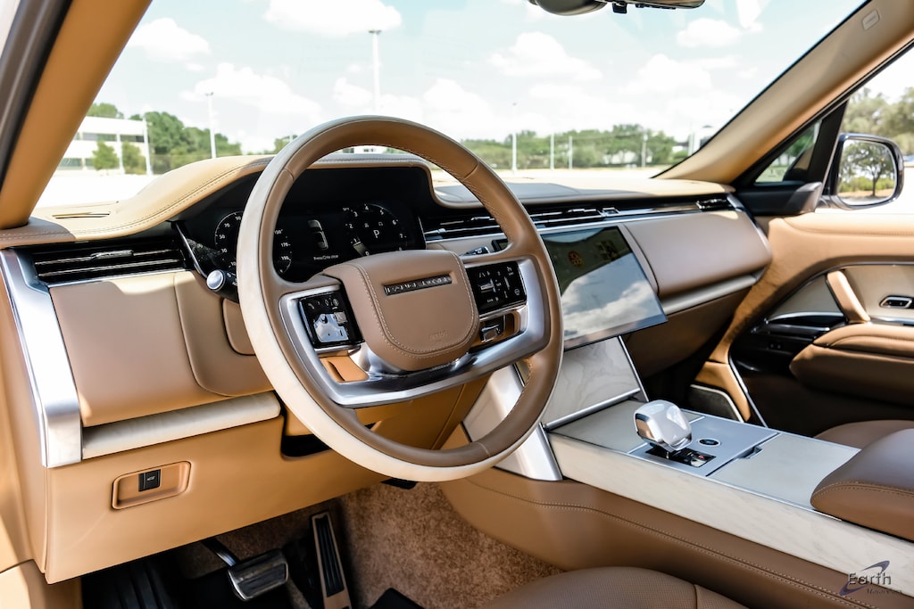 Used 2024 Land Rover Range Rover SV Caraway Front/Perlino Rear Leather Seats 23 Whe 4D Sport Utility