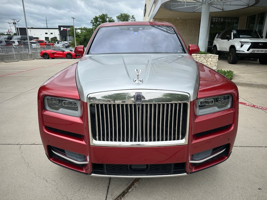 Used 2019 Rolls-Royce Cullinan Rare Magma Red Picnic Tables Rear Theater Configur 4D Sport Utility