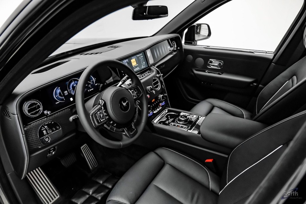 Used 2026 Rolls-Royce Cullinan Black Badge Starlight Headliner Illuminated Fascia 4D Sport Utility