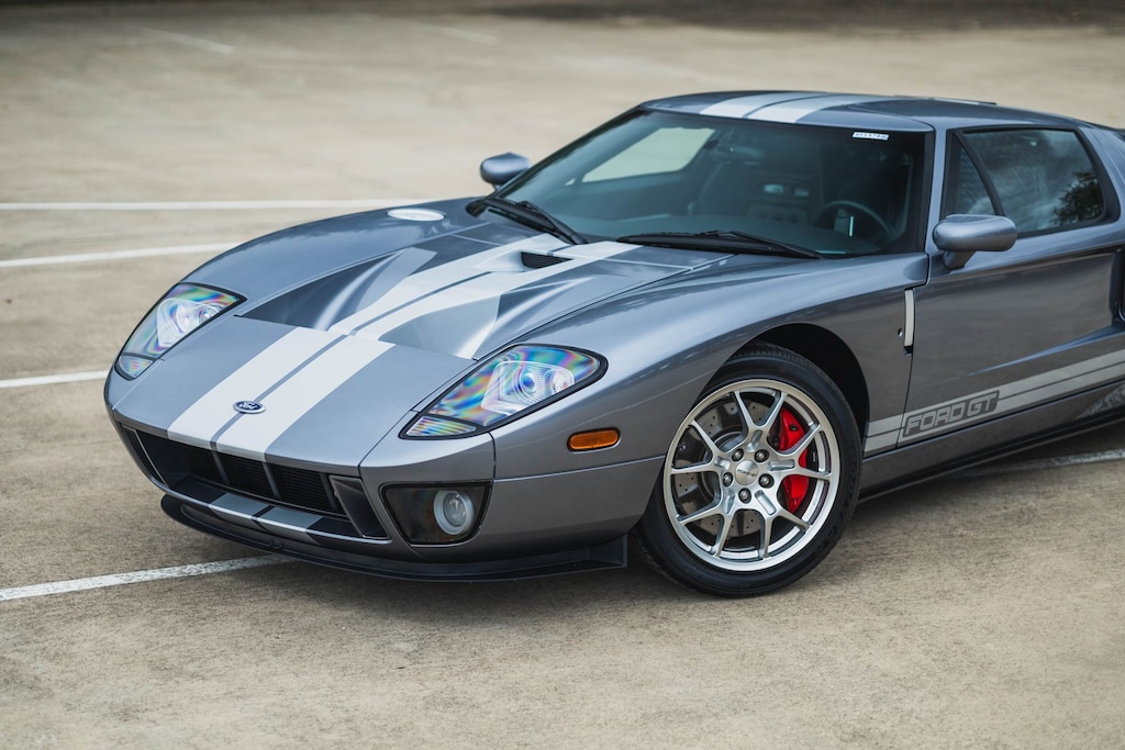 Used 2006 Ford GT 4-Option Spec Like New 924-Miles! 2D Coupe