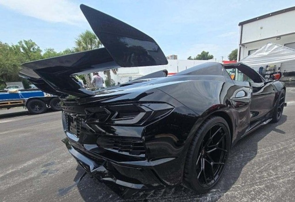 Used 2025 Chevrolet Corvette Z06 3LZ Carbon Aero Package Engine Appearance Pkg Convertible