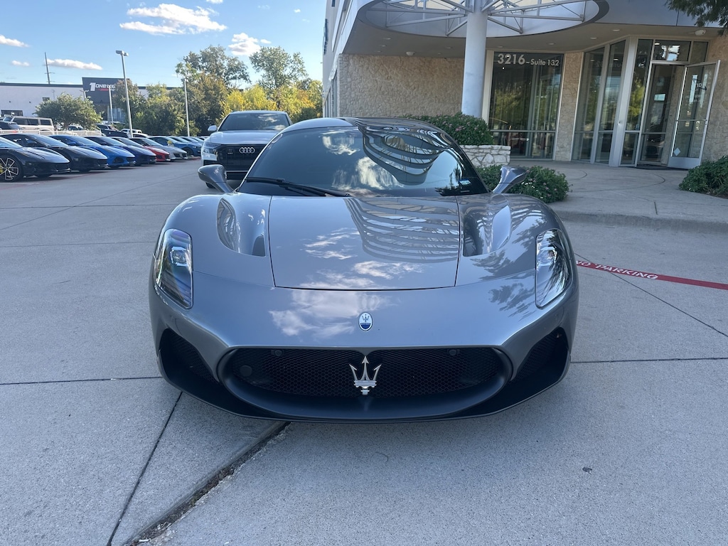 Used 2022 Maserati MC20 Carbon Fiber Roof Carbon Engine Cover Front Lift T 2D Coupe