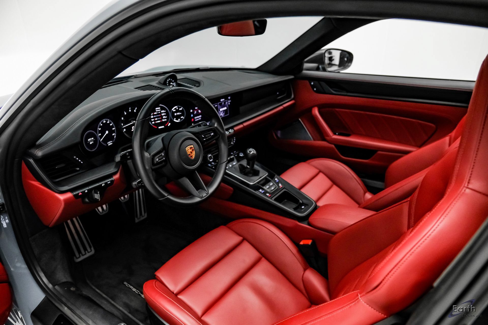 2024 Porsche 911 GTS - Photo 43