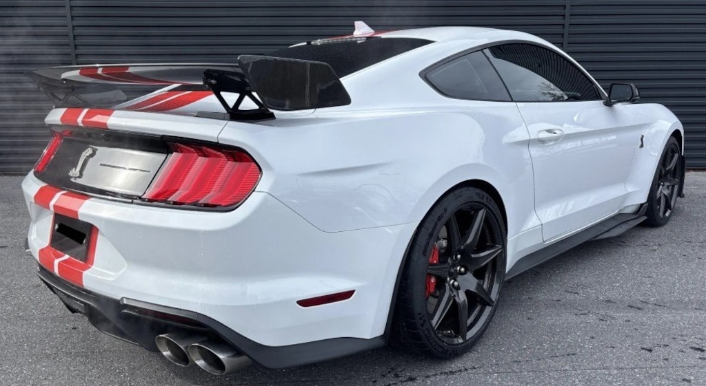 Used 2022 Ford Mustang Shelby GT500 Carbon Fiber Track Pack 1 of 6 Made 2D Coupe
