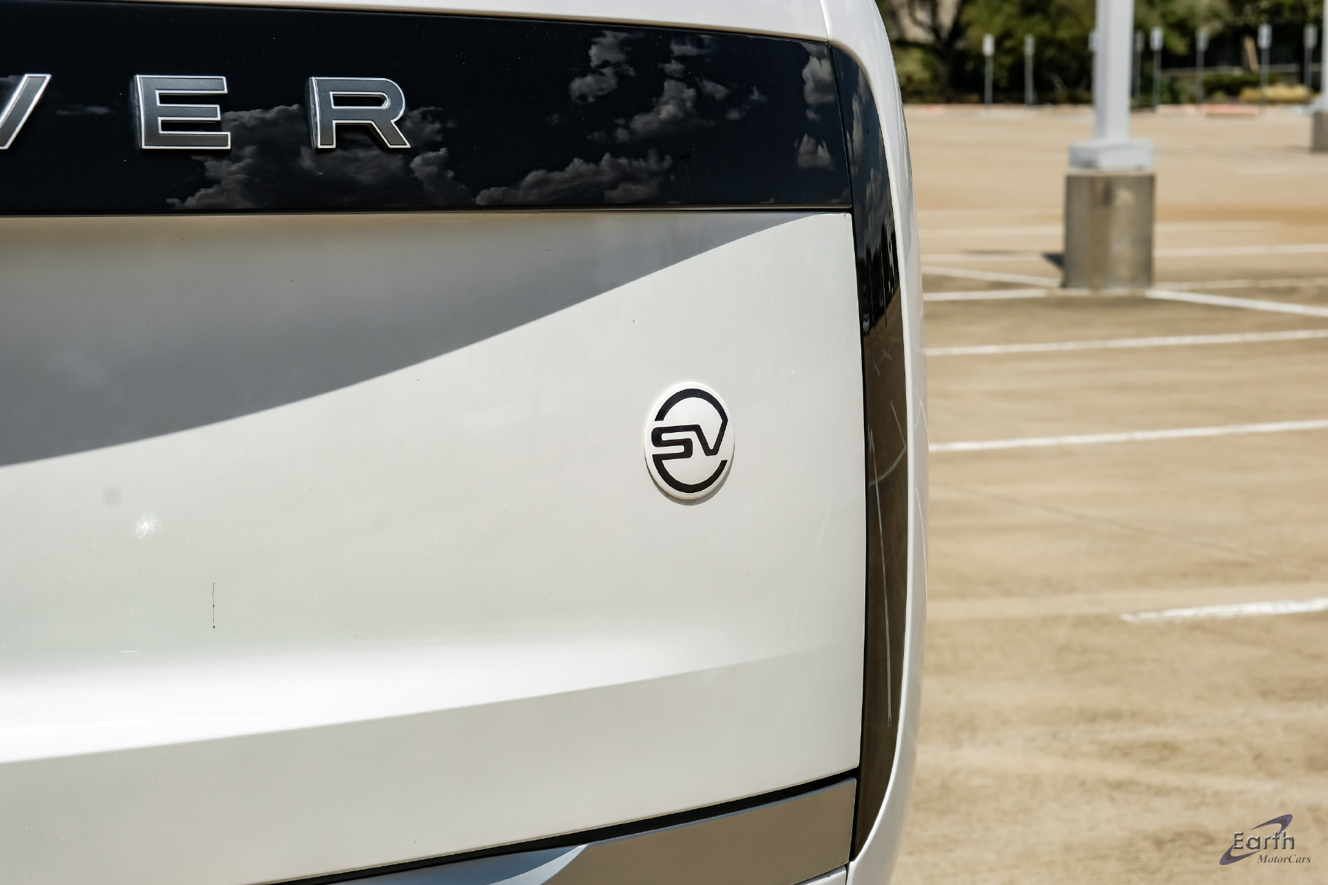 2024 Land Rover Range Rover SV - Photo 13