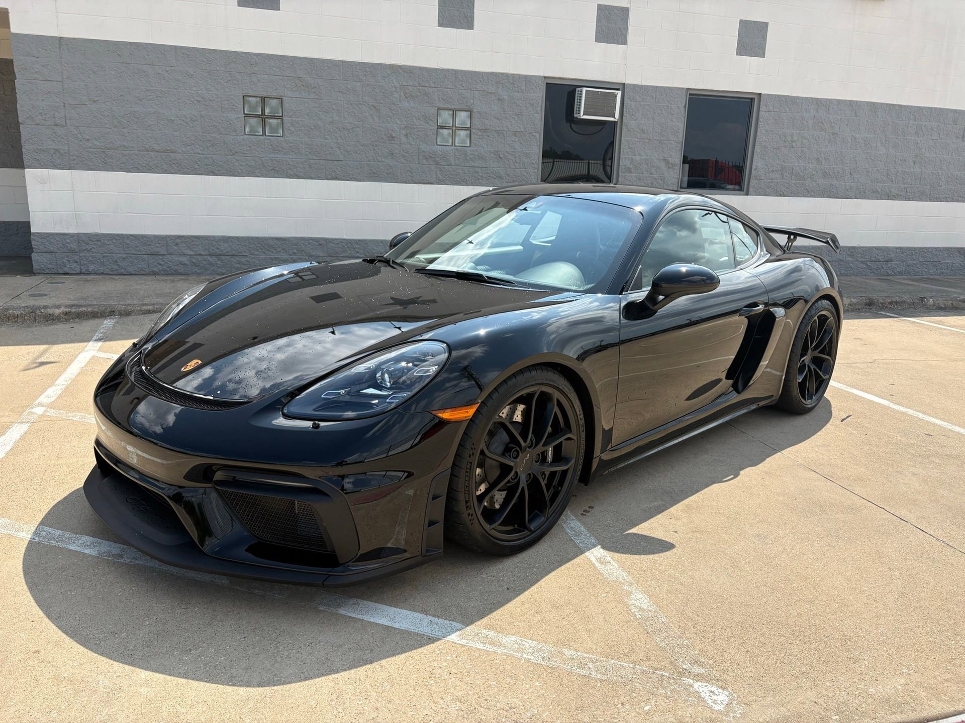 2021 Porsche 718 Cayman GT4's photo