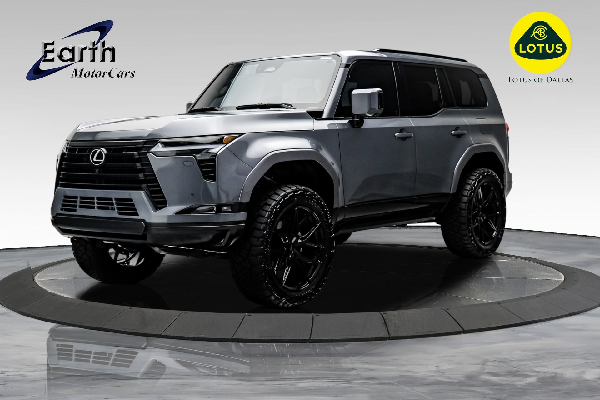 2025 Lexus GX Luxury's photo