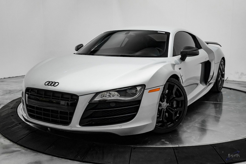 Used 2010 Audi R8 5.2 quattro, Leather Pkg Carbon Fiber Sigma 2D Coupe