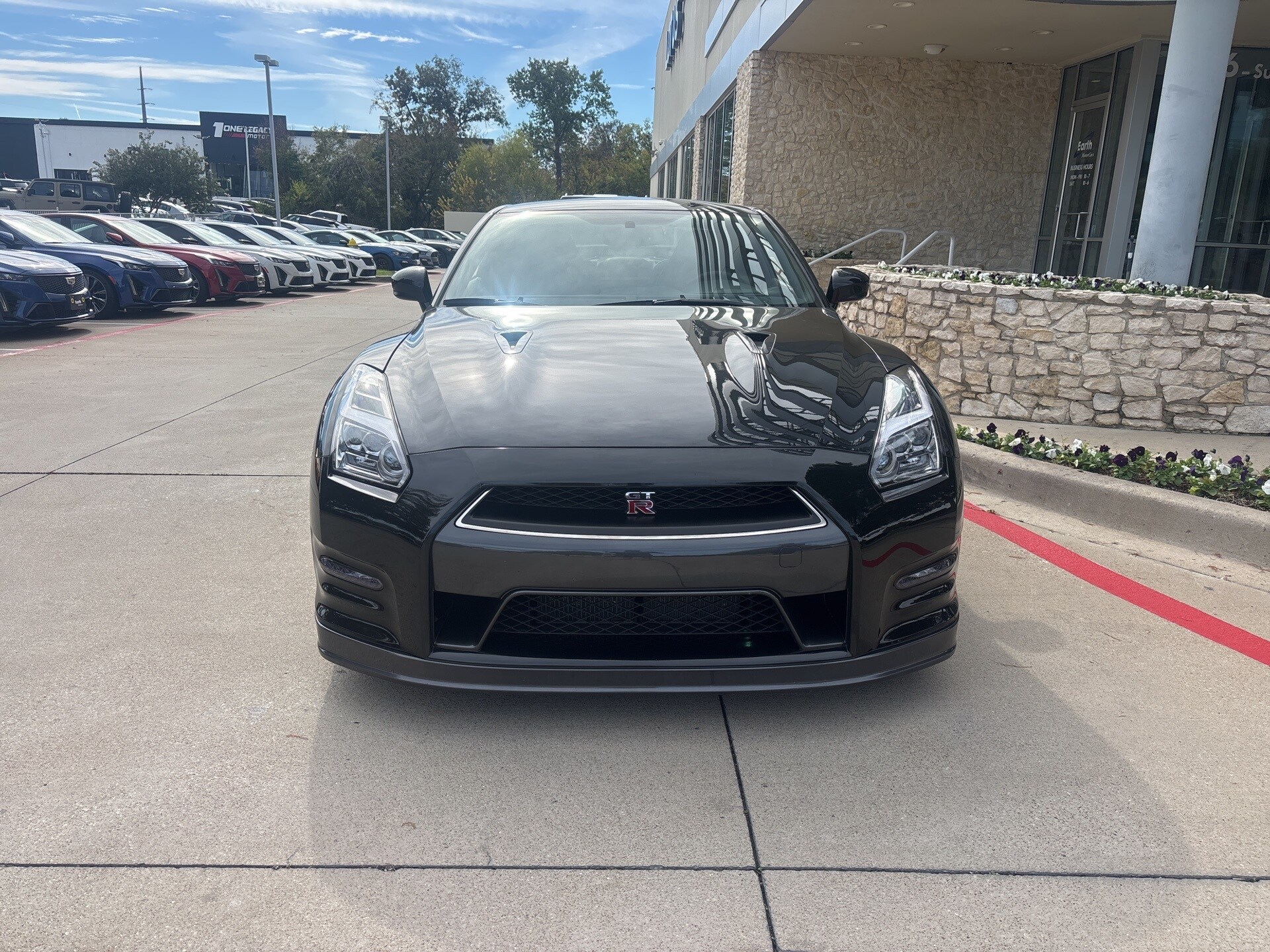 2013 Nissan GT-R Premium photo 2