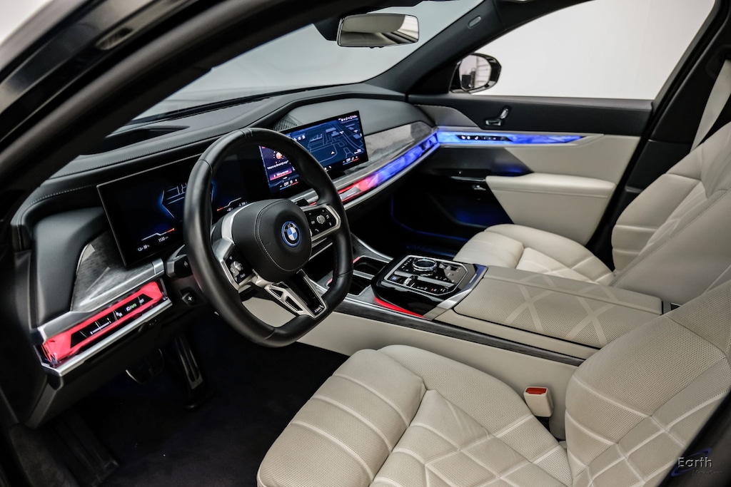 Used 2025 BMW i7 xDrive60 M Sport Premium $135K MSRP 4D Sedan