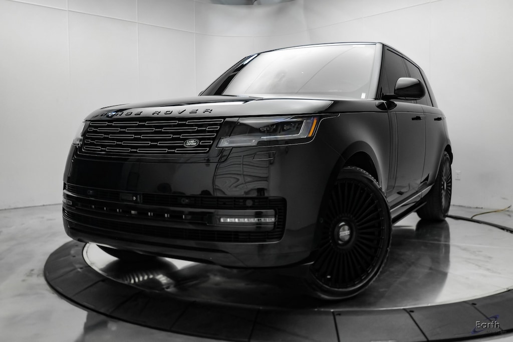 Used 2024 Land Rover Range Rover SE 24 Custom Wheels 4D Sport Utility