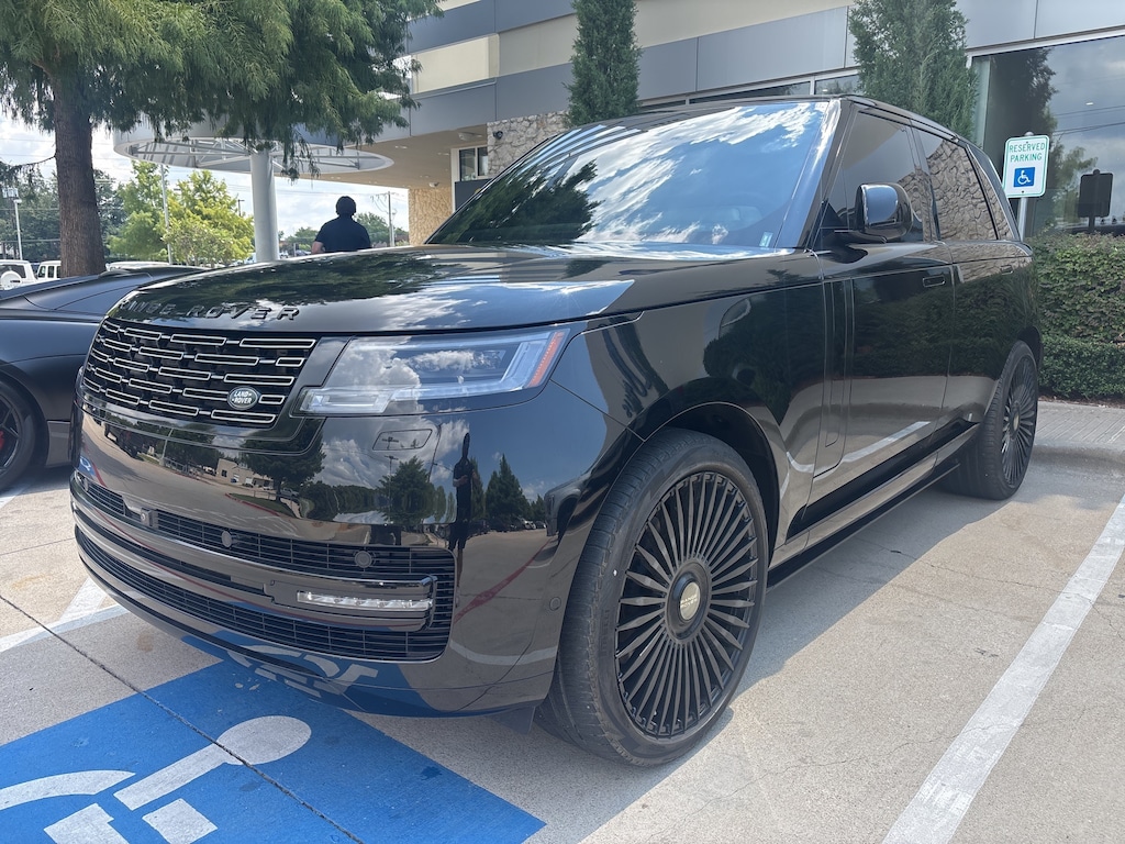 Used 2024 Land Rover Range Rover SE 24 Custom Wheels 4D Sport Utility