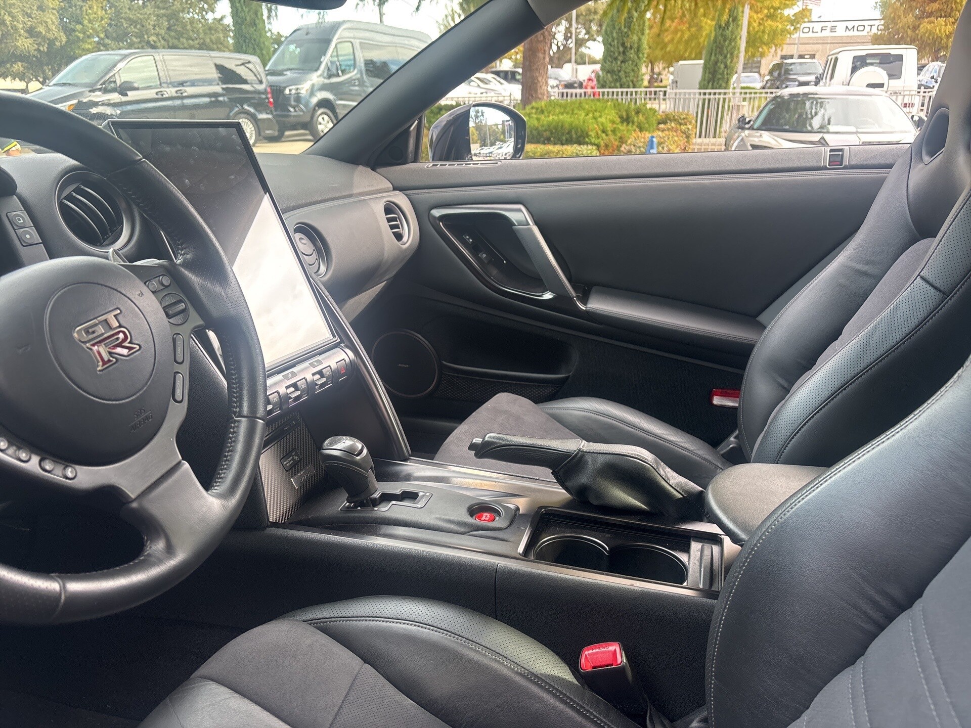 2013 Nissan GT-R Premium photo 4