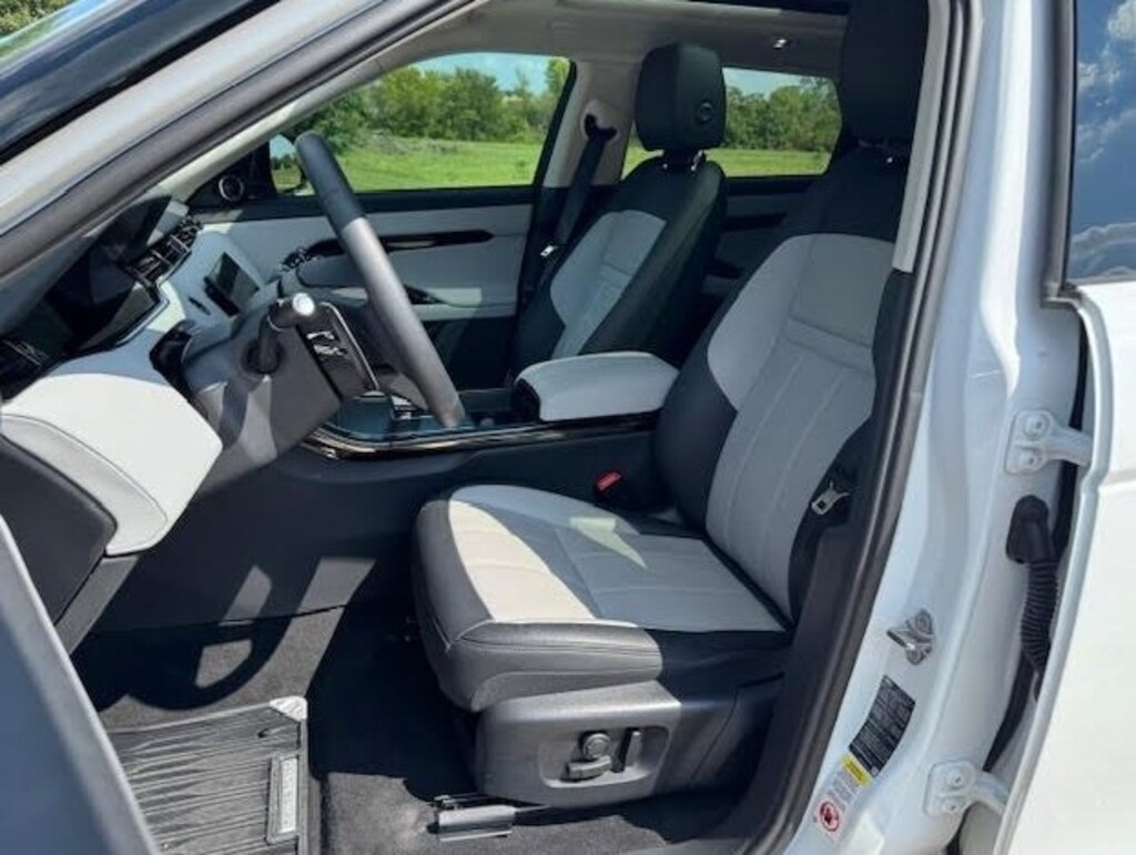 Used 2024 Land Rover Range Rover Evoque Dynamic SE Cold Climate Pack 20 Wheels 4D Sport Utility