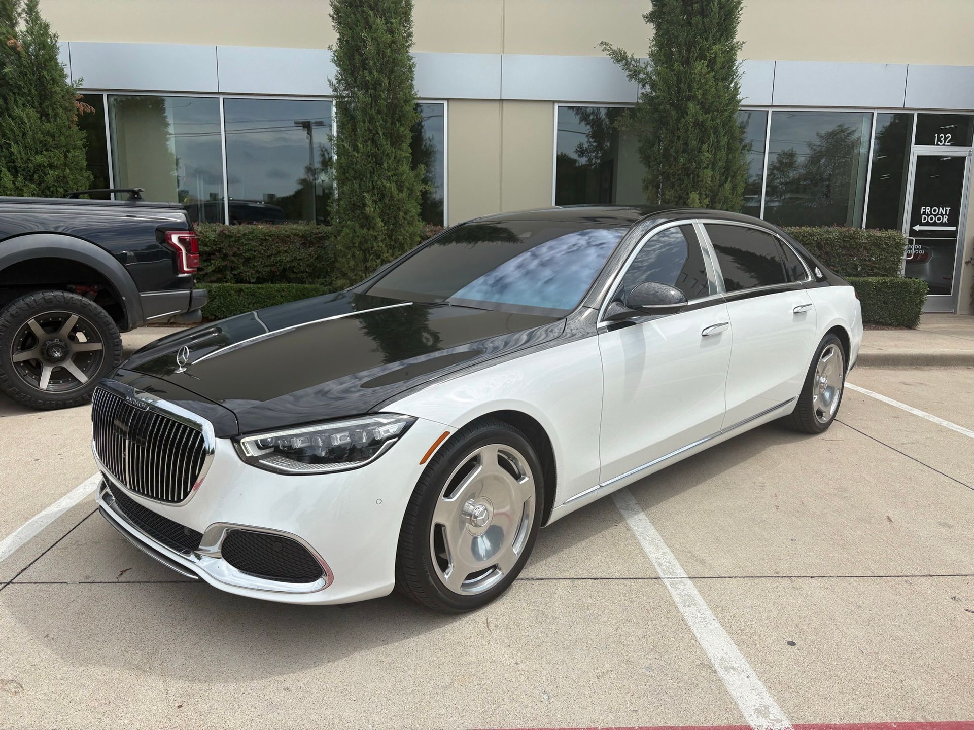 2024 Mercedes-Benz S-Class Mercedes-Maybach S 580's photo