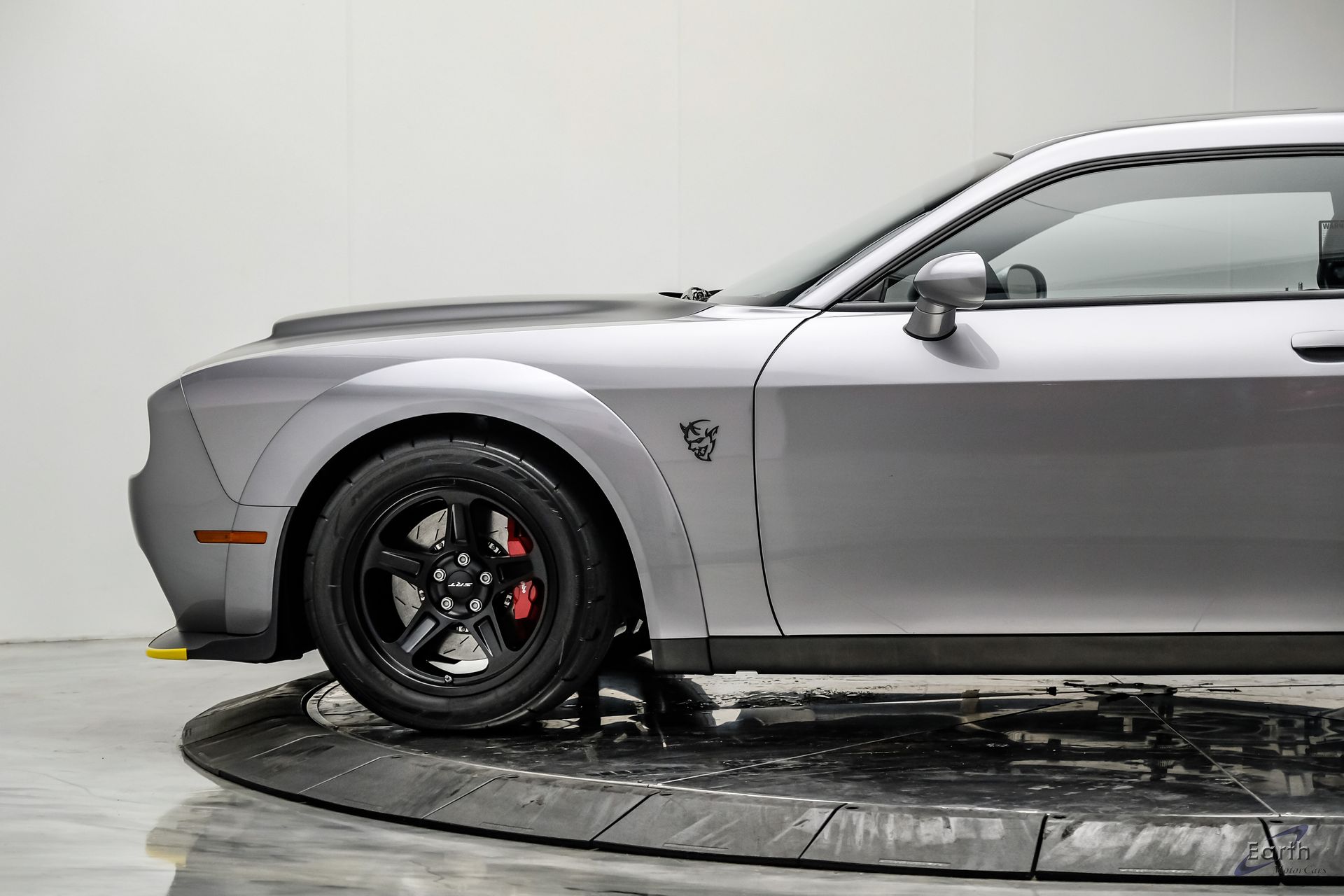 2018 Dodge Challenger SRT - Photo 10